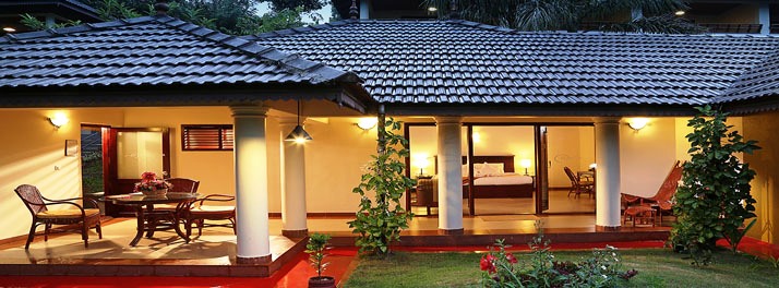 1022/The Elephant Court - Thekkady 13.jpg